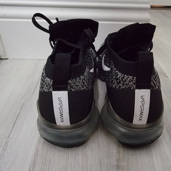 Nike Air VaporMax Flyknit 3 - Picture 8 of 8